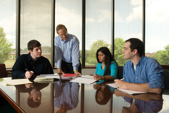 Business MBA » What are the Qualities of an MBA student?